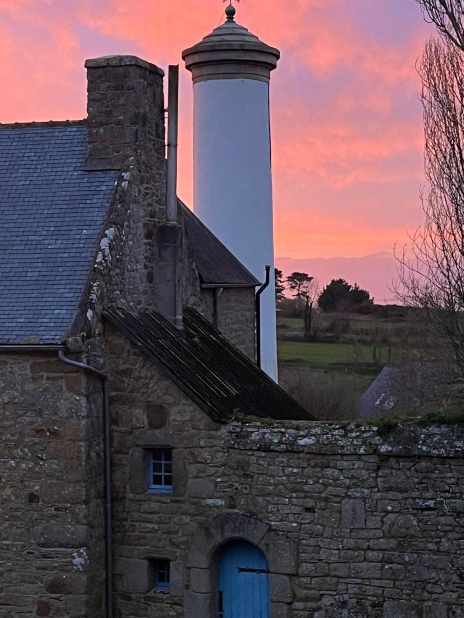 Les Ecolodges Sous Le Phare Louannec Kültér fotó
